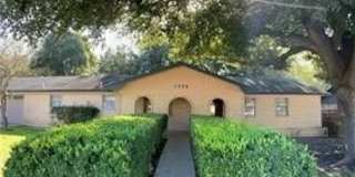 1250 E Common Street Gallery 1