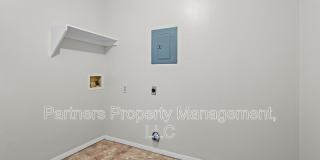 3520 West Olive Street Gallery 12