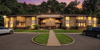 125 Amberly Drive Gallery 1