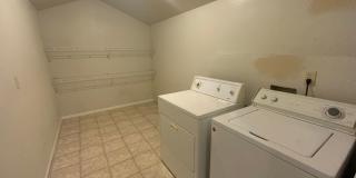 3 Bedroom 2 Bathroom Duplex Gallery 18