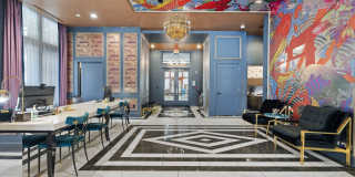 Axis Midtown Gallery 20
