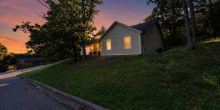 Charming 3BR House in Fayetteville Gallery 1