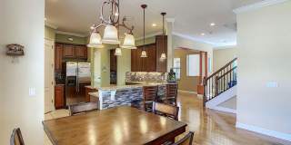 4 Bedroom Single Family Luxury Home in Woodland Lakes Preserve: Fully-Furnished Gallery 15