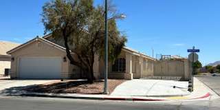 Cozy Fully Furnished Single Story Home Gallery 1