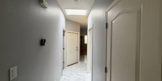 Beautiful Luxury Single Story Town Home Available Near Coors Blvd NW & Dellyne Ave NW! Gallery 18