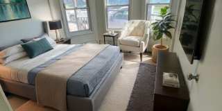 66 Hungerford Gallery 5