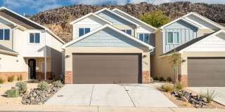 4 bedroom, 2.5 bathroom townhome in Hurricane! Gallery 1