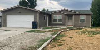 Charming 3-Bed, 2-Bath Home in Columbus, MT – Available for Rent! Gallery 1