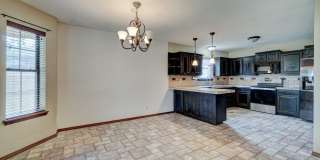 Comfortable Living in Edmond – 3BR with Prime Convenience Comfortable Living in Edmond – 3BR with Prime Convenience Gallery 11