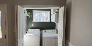 Knoxville 37920 - 2 bedroom, 1 bath home - Contact Adam Joachim (352) 220-7700 Gallery 12