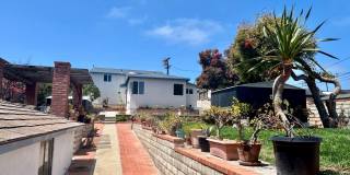 Charming 2 Bed / 2 Bath Coastal Retreat with Ocean Views in Ocean Beach Gallery 1
