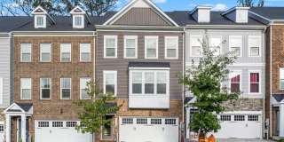 8373 MEADOWOOD Drive Gallery 1