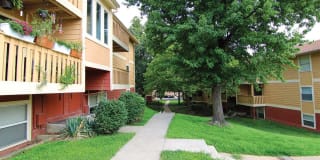 Raintree Apartments Gallery 8