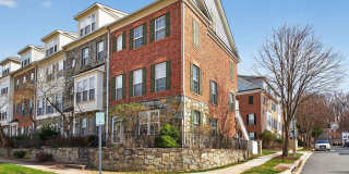 102 PASTURE SIDE Place Gallery 1