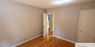 326 Lincoln Ave Gallery 13