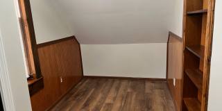 223 S Scioto St Gallery 14