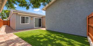 5318 Redding Road Gallery 1