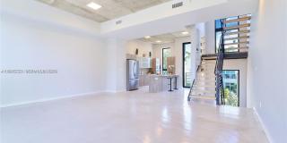 645 NE 4th Ave Gallery 4