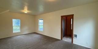 $500 Off Move In Costs!! Updated Farm House $500 Off Move In Costs!! Updated Farm House Gallery 6