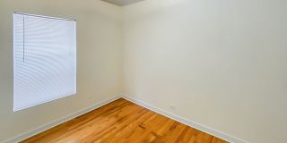 851 West Cornelia Ave. Apt. Gallery 71