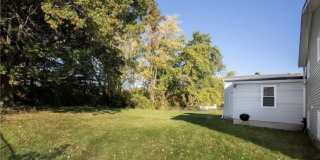 9030 Reed Road Gallery 22