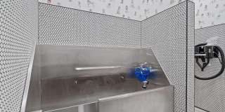 The Hallon Gallery 76