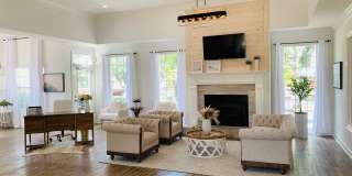 Park on the Square Gallery 17