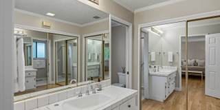 2865 Lasauen Road Gallery 21