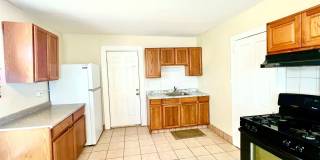 30 Knapp Avenue Gallery 1