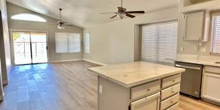 4781 W Harrison Street Gallery 9