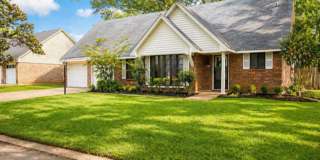 AULDS BROADMOOR TERRACE-NICE LARGE HOME Gallery 1