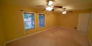 Updated Northeast Park Home Near Loop 410 - Realtor Commission: $500 Gallery 25