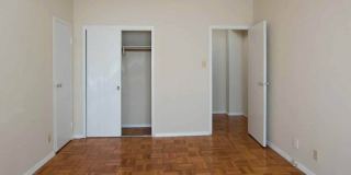 The Crestwood Gallery 12