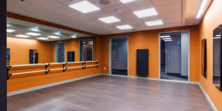 Station Bay Gallery 22