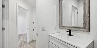 2561 W Avenue 30 Apartments Gallery 50