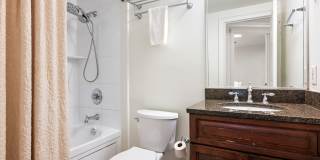 The King's Quarters- 377 King Street, Unit 206 Gallery 24