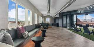 Post District Gallery 17