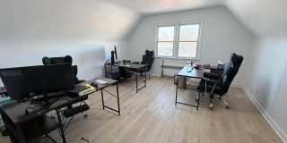 165-25 Union Turnpike Gallery 6