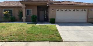 5023 Mar Grande Dr, 93307 3+2-Ready for Mid March Move In -MOVE IN SPECIAL!! $200 Off March  April's rent! Gallery 1