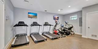 One Bedroom One Bathroom! WATERFRONT COMMUNITY! Gallery 23
