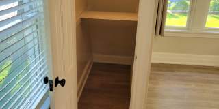 2010 Lincoln Way West - 2 Gallery 3