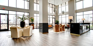 The Cosmopolitan Gallery 32