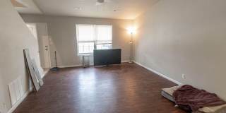 3 Bedroom Duplex! Gallery 6