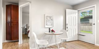 Bright West Highland Home with Modern Finishes!! Gallery 10