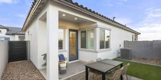 The Stately Queen Creek Gallery 29