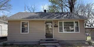 3941 Himebaugh Ave - 2 Bed/1 Bath in North Omaha | Move-in special: $350 off if you sign a lease by May 15. Gallery 16