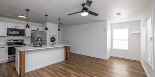 610 SE Moberly Lane Gallery 2
