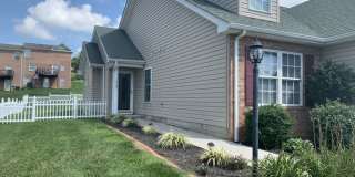 3 Bedroom, 2 Bath Townhouse-end unit 1 Car Garage Gallery 1