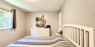 4BD/2.5BA Monroe Home Gallery 14