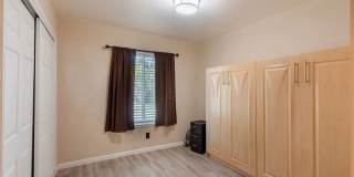 Remodeled, Upstairs 2BD / 1BA Condo Less Than 1/2 Mile From the Beach Gallery 15